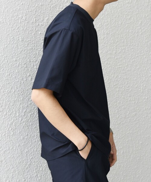 SHIPS any(シップス エニィ)の「SHIPS any: 360° THE CIRCLE STRETCH ポケット Tシャツ(セットアップ対応)◇(Tシャツ/カットソー・メンズ・チャコールグレー/ベージュ/ネイビー・SMALL/MEDIUM/LARGE/X-LARGE)」の5枚目の写真