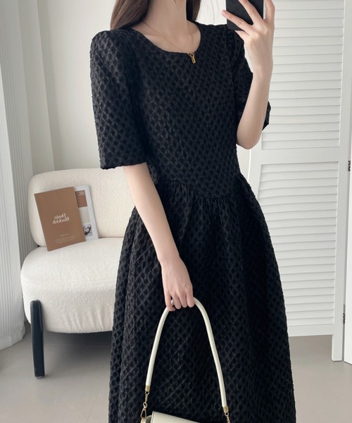 ABITOKYO(アビトーキョー)の「ダイヤ柄ジャガードAラインワンピース(ワンピース・レディース・ブラック/ベージュ/グレー・M/L/XL)」の9枚目の写真