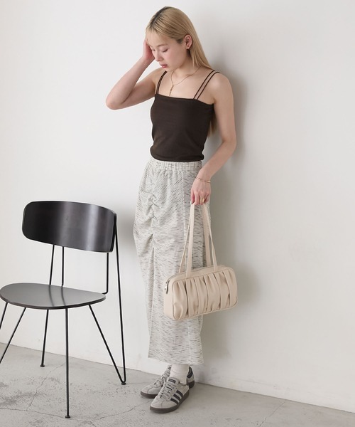forksy.(フォルクシー)の「【forksy.】2ハンドル ギャザーデザインショルダーバッグ(ショルダーバッグ・レディース・シルバー/ホワイト/ブラック・FREE)」の12枚目の写真