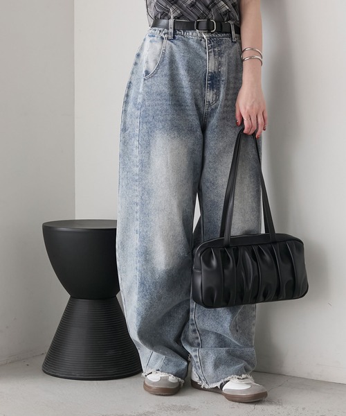 forksy.(フォルクシー)の「【forksy.】2ハンドル ギャザーデザインショルダーバッグ(ショルダーバッグ・レディース・シルバー/ホワイト/ブラック・FREE)」の17枚目の写真