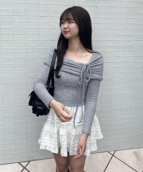 mellowneon(メロウネオン)の「オフショルライクリボントップス(Tシャツ/カットソー・レディース・ピンク/サックスブルー/ブラック・FREE)」の20枚目の写真