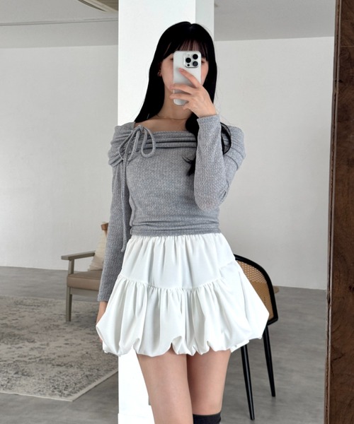 mellowneon(メロウネオン)の「オフショルライクリボントップス(Tシャツ/カットソー・レディース・ピンク/サックスブルー/ブラック・FREE)」の16枚目の写真