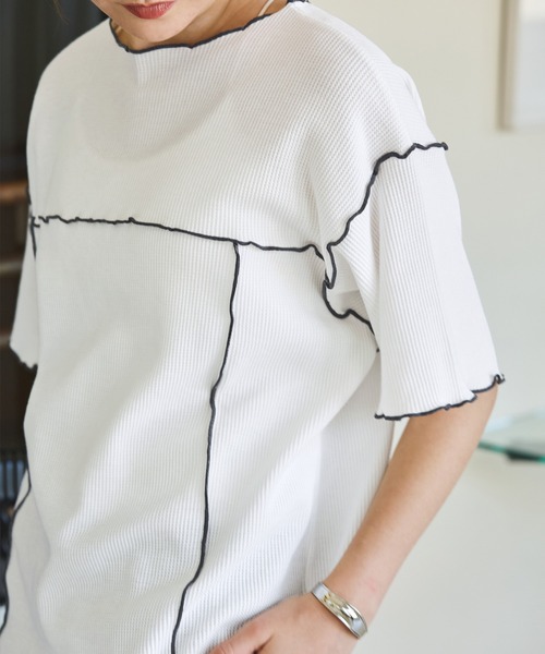 THE CRAFT CREW PRODUCTS(ザクラフトクループロダクツ)の「2WAYアシンメトリーメローワッフル半袖Tシャツ【THE CRAFT CREW PRODUCTS】(Tシャツ/カットソー・レディース・ピンク/オートミール/スミクロ/ブラック/オフホワイト/ブルー・FREE)」の14枚目の写真