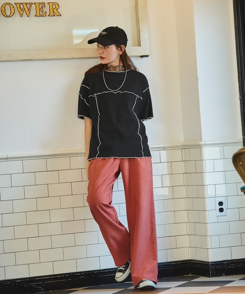 THE CRAFT CREW PRODUCTS(ザクラフトクループロダクツ)の「2WAYアシンメトリーメローワッフル半袖Tシャツ【THE CRAFT CREW PRODUCTS】(Tシャツ/カットソー・レディース・ピンク/オートミール/スミクロ/ブラック/オフホワイト/ブルー・FREE)」の19枚目の写真