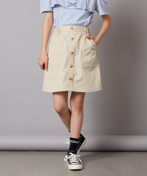 a.v.v（アーヴェヴェ）の「[140-150]ベイカーポケットスカート（スカート・キッズ・ダークインディゴブルー/ベージュ・150/140）」の19枚目の写真