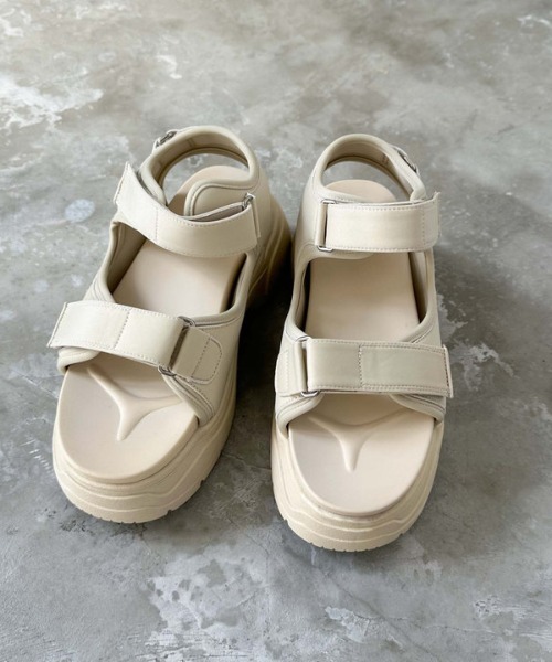 archives（アルシーヴ）の「厚底スポサン（サンダル・レディース・アイボリー/ブラック・SMALL/MEDIUM）」の6枚目の写真