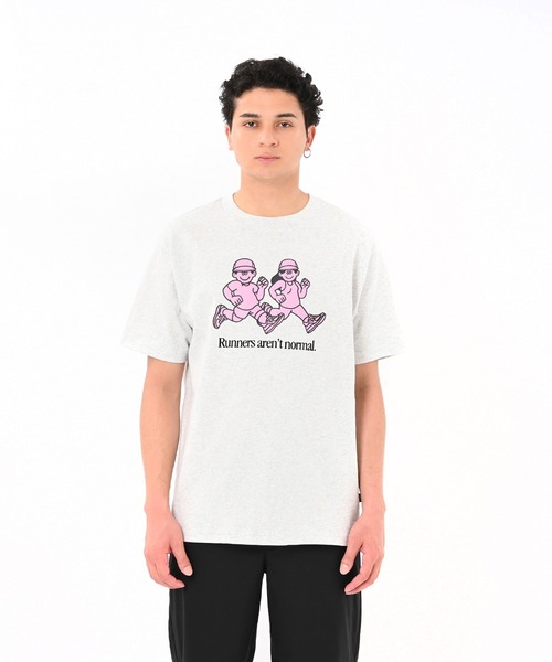 セール】New Balance X Face Oka Runners ショートスリーブTシャツ（T