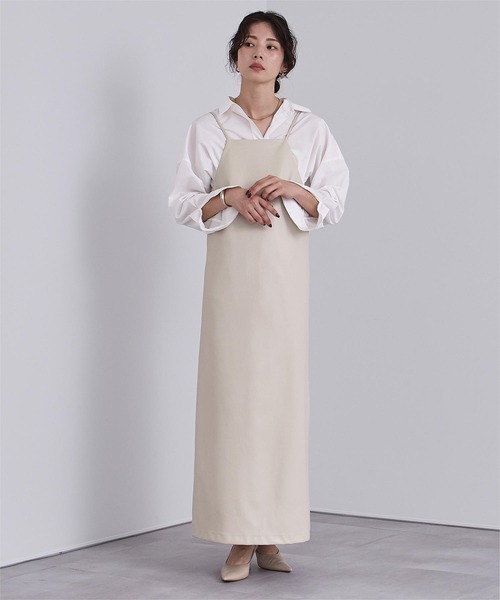 UR'S(ユアーズ)の「フェイクレザーサロペットワンピース(ワンピース・レディース・ライトベージュ/ブラック・L/M/S)」の11枚目の写真