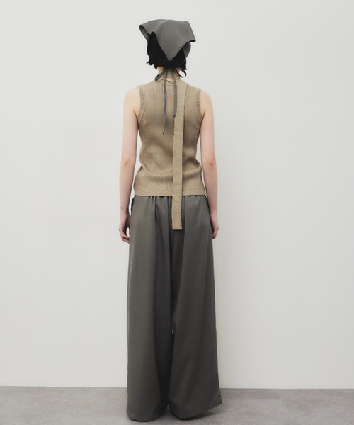 HANNE（アン）の「スカーフセットタックワイドパンツ（スラックス・レディース・ネイビー/グレイッシュベージュ・SMALL/MEDIUM）」の19枚目の写真