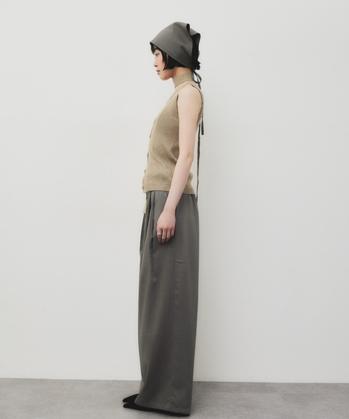 HANNE（アン）の「スカーフセットタックワイドパンツ（スラックス・レディース・ネイビー/グレイッシュベージュ・SMALL/MEDIUM）」の18枚目の写真