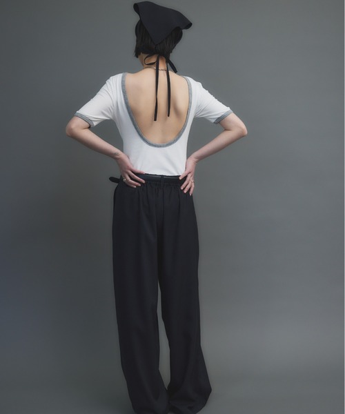 HANNE（アン）の「スカーフセットタックワイドパンツ（スラックス・レディース・ネイビー/グレイッシュベージュ・SMALL/MEDIUM）」の5枚目の写真