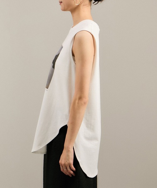 Yasuko Hirano / 平野泰子 ARTプリントノースリーブT（タンクトップ