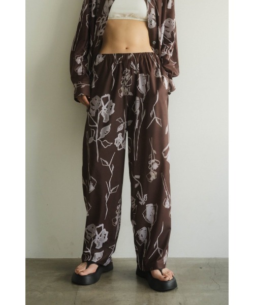 Knuth Marf（クヌースマーフ）の「stripe flower pants(unisex)（その他パンツ・レディース・ブラウン・SMALL）」の3枚目の写真