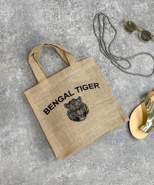 fredy emue（フレディエミュ）の「【MAISON BENGAL メゾンベンガル】アニマルプリントトートバッグ（トートバッグ・レディース・ベージュ系その他/ベージュ系その他3・FREE）」の2枚目の写真