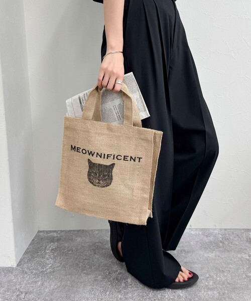 fredy emue（フレディエミュ）の「【MAISON BENGAL メゾンベンガル】アニマルプリントトートバッグ（トートバッグ・レディース・ベージュ系その他/ベージュ系その他3・FREE）」の4枚目の写真