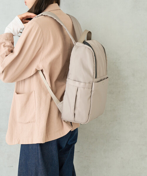 BIRTHDAY BAR（バースデイバー）の「【cache cache カシュカシュ】10ポケット撥水リュック（バックパック/リュック・レディース・ベージュ/ブラック・0）」の18枚目の写真