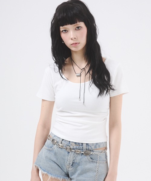 d.i.a.(ダイヤ)の「サイドギャザーバックオープントップス(Tシャツ/カットソー・レディース・モカ/カーキ/ホワイト/ブラック・FREE)」の12枚目の写真