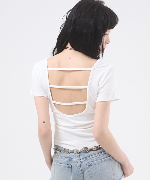 d.i.a.(ダイヤ)の「サイドギャザーバックオープントップス(Tシャツ/カットソー・レディース・モカ/カーキ/ホワイト/ブラック・FREE)」の13枚目の写真