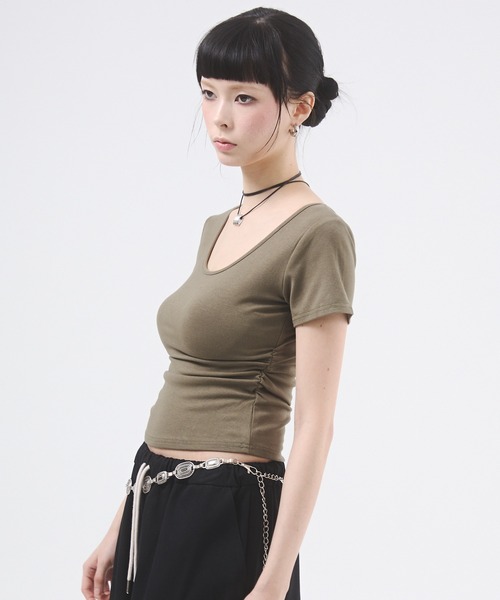 d.i.a.(ダイヤ)の「サイドギャザーバックオープントップス(Tシャツ/カットソー・レディース・モカ/カーキ/ホワイト/ブラック・FREE)」の19枚目の写真