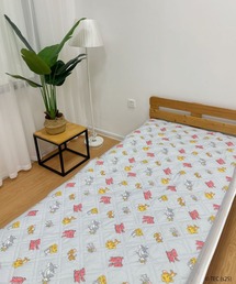 TOM&JERRY（トムアンドジェリー）の「【公式】トムとジェリー　チーズトリック敷きパッド（寝具）」