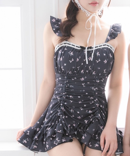 レア♡レオナールのワンピース水着♡希少 ドロストフリルハシゴレースワンピース水着（水着