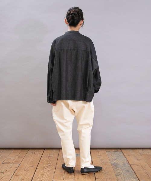URCH RNA(アーチ アールエヌエー)の「R4347 ロークロッチキャンパーモンキーパンツ(デニムパンツ・レディース・ナチュラル/ワンウォッシュ・FREE)」の7枚目の写真