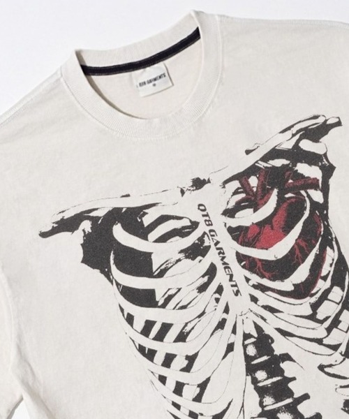 QT8(キューティーエイト)の「QT8 GARMENTS/Bone Washed T(Tシャツ/カットソー・メンズ・ブラック/アイボリー・MEDIUM/LARGE)」の6枚目の写真