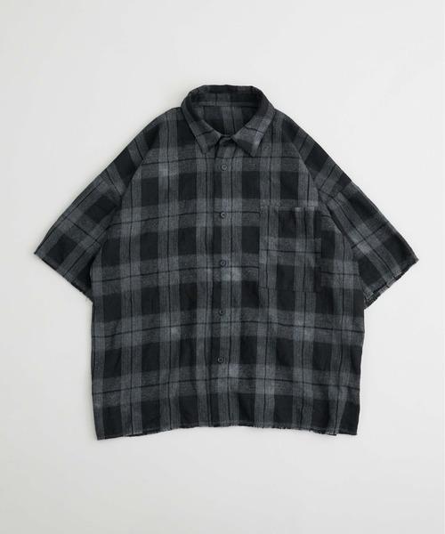 EPNK（イーピーエヌケー）の「【EPNK】Tie-dye cut off half check shirt /  タイダイカットオフハーフチェックシャツ（シャツ/ブラウス・メンズ・ブラック/ネイビー/ブラウン・SMALL/MEDIUM/LARGE）」の4枚目の写真