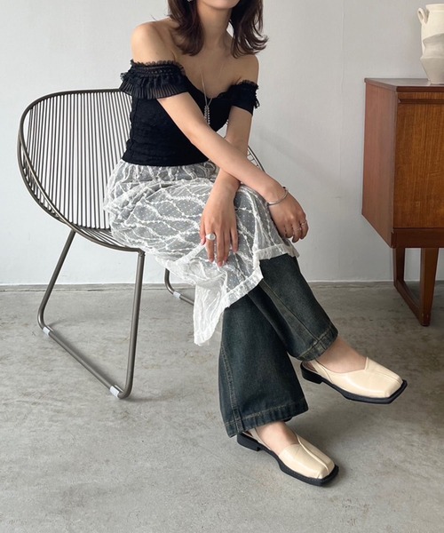 Jewelobe(ジュエローブ)の「カシュクールスクエアトゥバックストラップシューズ(パンプス・レディース・ブラック/アイボリー・XL/L/M/S)」の7枚目の写真