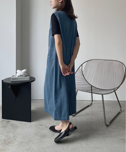 Jewelobe(ジュエローブ)の「カシュクールスクエアトゥバックストラップシューズ(パンプス・レディース・ブラック/アイボリー・XL/L/M/S)」の20枚目の写真