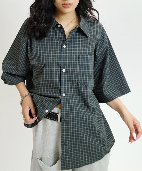 WHO'S WHO gallery（フーズフーギャラリー）の「【KOOKY'N/クーキー】チェック半袖シャツ（シャツ/ブラウス・レディース・ブラック/グリーン・FREE）」の20枚目の写真