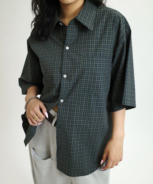 WHO'S WHO gallery（フーズフーギャラリー）の「【KOOKY'N/クーキー】チェック半袖シャツ（シャツ/ブラウス・レディース・ブラック/グリーン・FREE）」の21枚目の写真