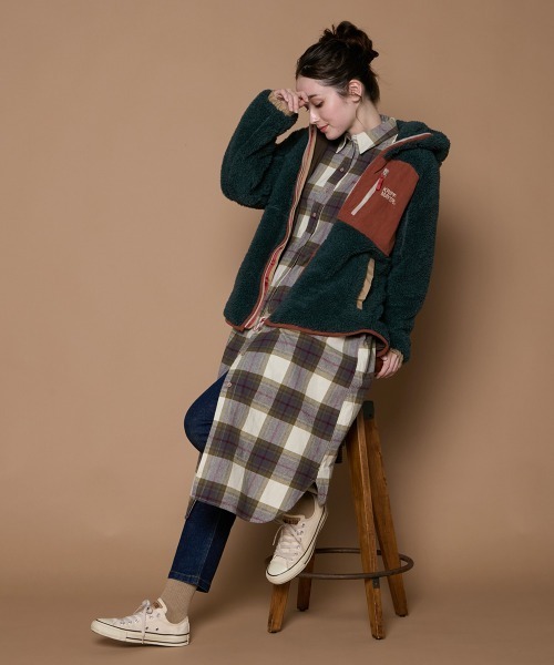 KRIFF MAYER Lady's Collection（クリフメイヤーレディースコレクション）の「【軽い･暖かい】シャギーボアフードジャケット（その他アウター・レディース・カラフル/ネイビー/ブラウン/ブラック/グレー/グリーン/ナチュラル・MEDIUM/LARGE）」の19枚目の写真