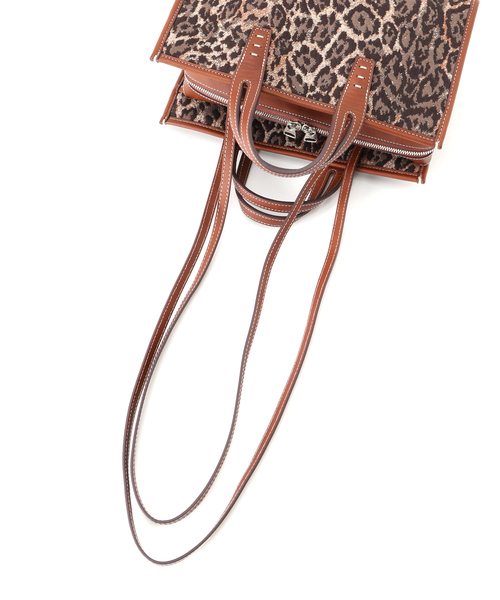 A VACATION/ア ヴァケーション】SABRINA BROWN LEO：ショルダーバッグ