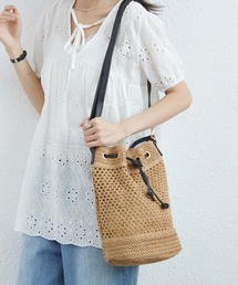 FRP（エフアールピー）の「2way編み柄巾着ショルダーバッグ バケットバッグ かごバッグ（かごバッグ）」