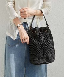 FRP（エフアールピー）の「2way編み柄巾着ショルダーバッグ バケットバッグ かごバッグ（かごバッグ）」