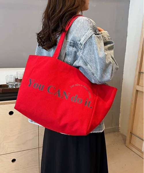 FINEnough(ファインナフ)の「リバーシブルロゴ入りトートバッグ(ショルダーバッグ・レディース・イエロー/ピンク/レッド/ネイビー/ホワイト・FREE)」の12枚目の写真