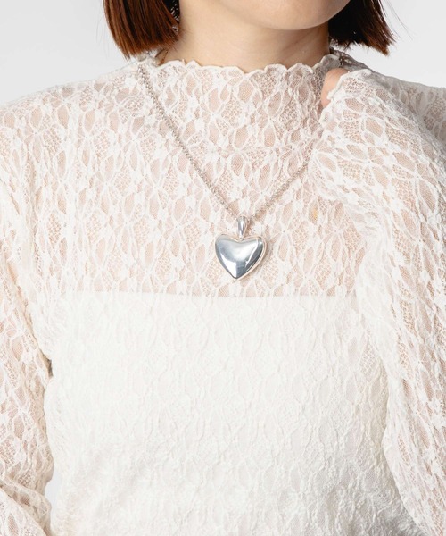 Annika Inez ヴォルプチュアス・ハート・ネックレス Large Voluptuous Heart Necklace – Annika Inez