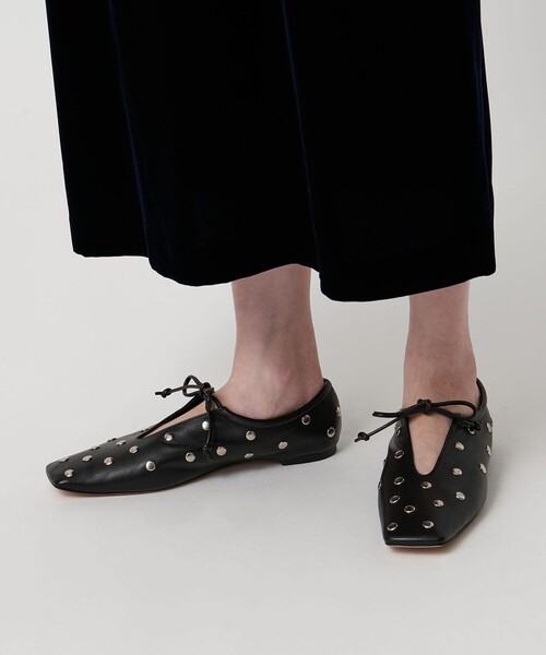 PIPPICHIC＞AMBER STUDS フラットシューズ（その他シューズ