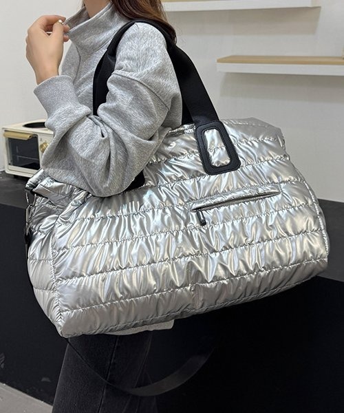 COMON+(コモンプラス)の「撥水加工で大容量35L 機内持ち込み可能 ボストンバッグ(ボストンバッグ・レディース・シルバー/ブラック/アイボリー・FREE)」の20枚目の写真