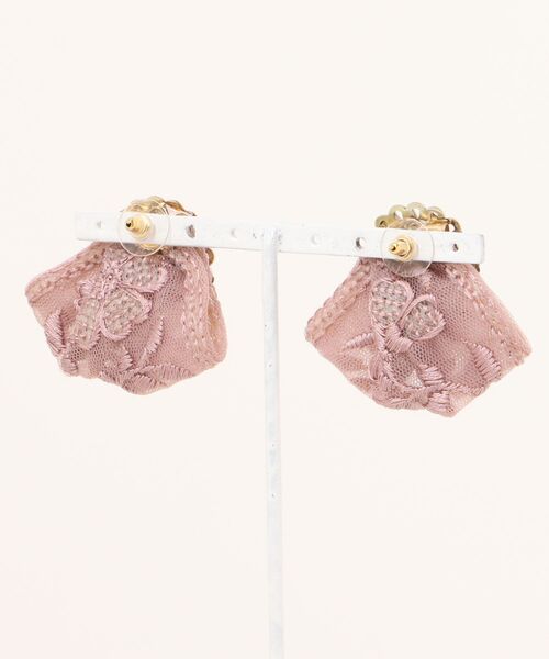 tone（トーン）の「【Lily accessory】インド刺繡ピアス(MA)（ピアス（両耳用）・レディース・ピンク・FREE）」の2枚目の写真