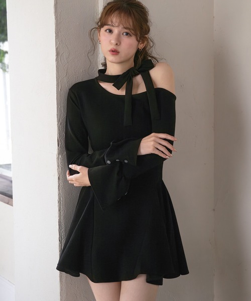 fupel（フぺル）の「one-shoulder neck ribbon punch mini onepiece /ワンショルネックリボンポンチミニワンピース（ワンピース・レディース・ブラック/グレー・FREE）」の12枚目の写真