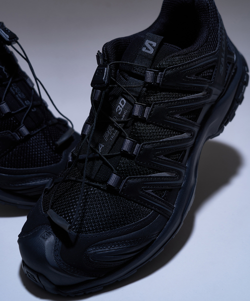 SALOMON(サロモン)の「SALOMON / サロモン XA PRO 3D(スニーカー・メンズ・ブラック・26cm/26.5cm/27cm/27.5cm/28cm/28.5cm)」の2枚目の写真