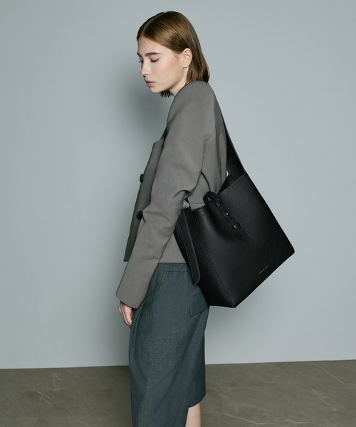 Beryl ベリル ベルトホーボーバッグ（ショルダーバッグ）｜CHARLES