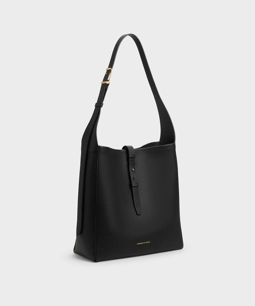 CHARLES & KEITH（チャールズ & キース）の「Beryl ベリル ベルトホーボーバッグ（ショルダーバッグ・レディース・ライトベージュ/ブラック/ワインレッド・L）」の4枚目の写真