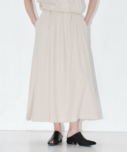 THE TOKYO(ザトウキョウ)の「【THE TOKYO/ザトウキョウ】Waist Gather Flare Skirt/ウエストギャザーフレアスカート/SET UP(セットアップ)(スカート・レディース・ライトベージュ/チャコールグレー・38/36)」の1枚目の写真