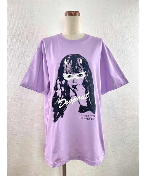 WORLD WIDE LOVE!（ワールドワイドラブ）の「イリナ　BIG TEE（Tシャツ/カットソー・レディース・ラベンダー/ブラック/オフホワイト・1）」の3枚目の写真