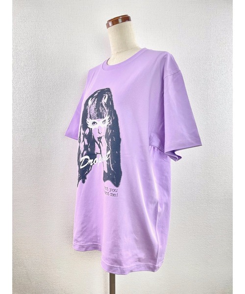 WORLD WIDE LOVE!（ワールドワイドラブ）の「イリナ　BIG TEE（Tシャツ/カットソー・レディース・ラベンダー/ブラック/オフホワイト・1）」の7枚目の写真