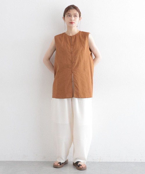 studio CLIP(スタディオクリップ)の「コットンリネンシアーノースリーブブラウス(シャツ/ブラウス・レディース・キャメル/ネイビー/カーキ・FREE)」の11枚目の写真