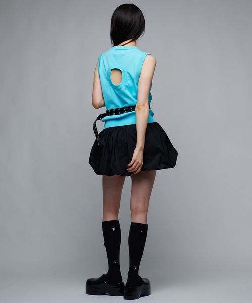 Narcissus（ナルシス）の「カットノースリニットトップス　（タンクトップ・レディース・ブルー/ブラック・FREE）」の6枚目の写真